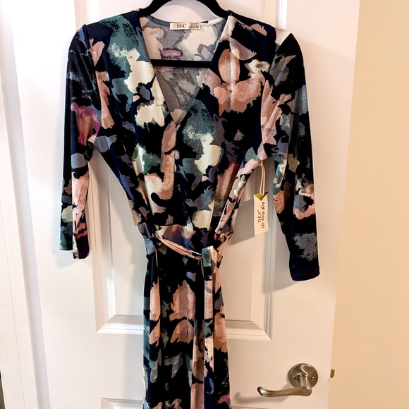 Dex Floral Dress - Picture 2 of 2